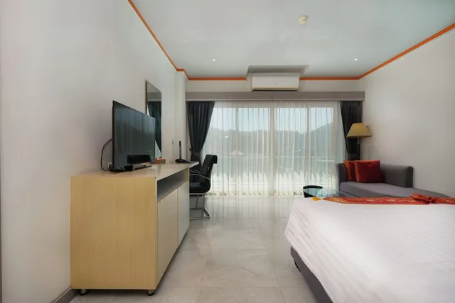 غرفة ديلوكس بسرير مزدوج، CHABANA KAMALA HOTEL 1/10