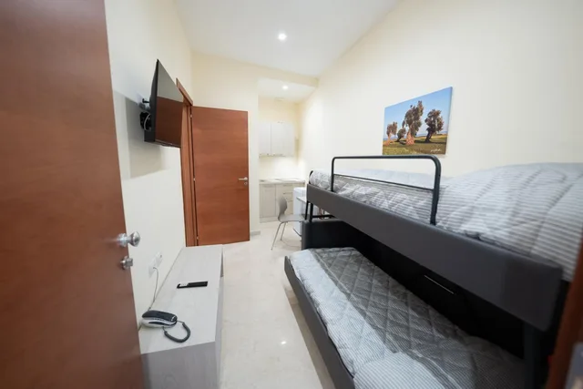 شقة، Hotel Auditorium 3/9