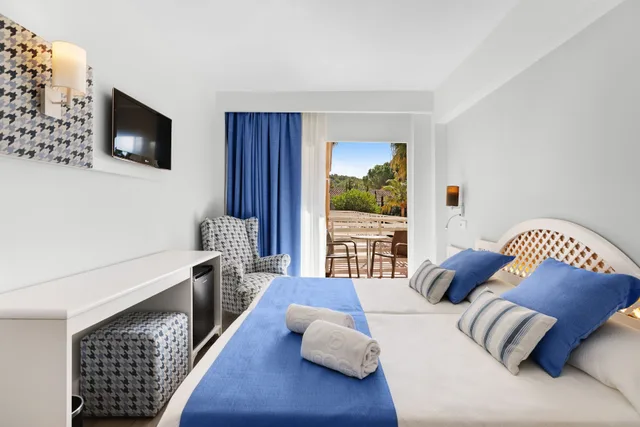 غرفة بسرير مزدوج بشرفة، Hotel ROC Oberoy Adults Only +16 1/6