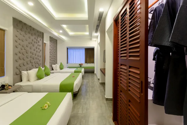 1 Bedroom, Family Suite, 1 King and 2 Queen Beds, Khmer Mansion Residence 4/4