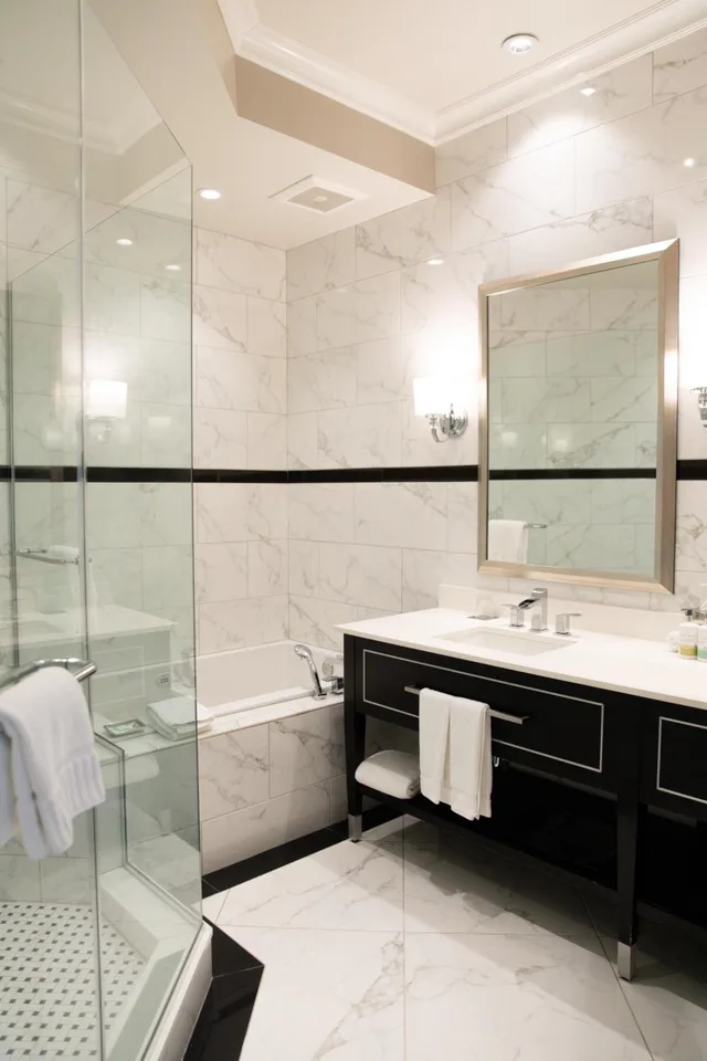 5TH Avenue, Club, Suite, 2 Double Beds, Sofa، Inn On Fifth 3/3