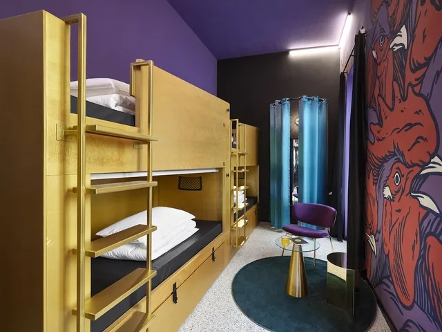 Private, Mixed Dorm, 4 Beds, 4 Bunk Beds, Terrace، Jo&Joe Roma 5/6