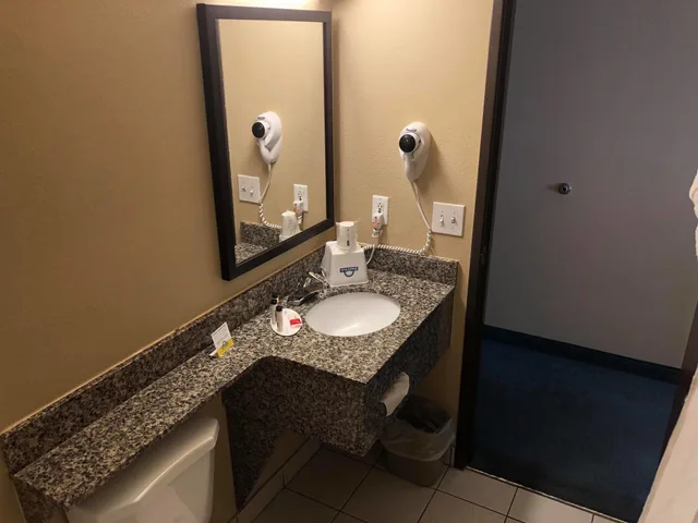 غرفة بزنس بسريرين كوين، Days Inn by Wyndham Williams, AZ 8/10