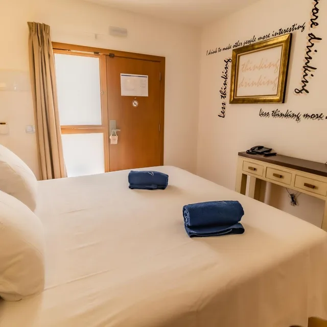غرفة قياسية بسرير مزدوج، Paloma Blanca Boutique Hotel 1/6