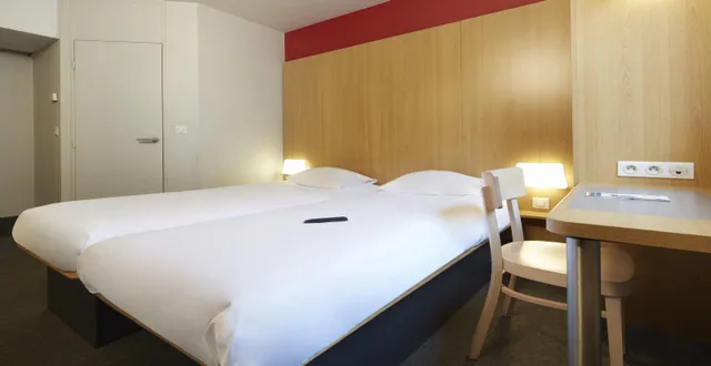 غرفة كلاسيكية بسريرين منفصلين، B&B HOTEL Paris Porte de la Villette 3/3