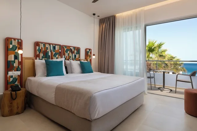 غرفة بريميوم ديلوكس بسرير كوين بإطلالة على البحر، Paralos Rodos Lifestyle Hotel 4/6