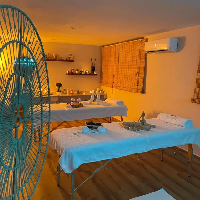 غرفة ثلاثية، Hotel Premiere 4/6
