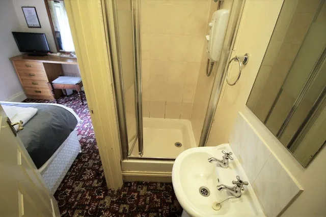 Standard, Double Bed, The Kings Arms 4/5