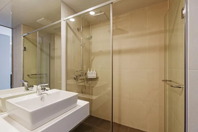 غرفة ديلوكس عائلية بسرير مزدوج، Hotel Adela 2/2