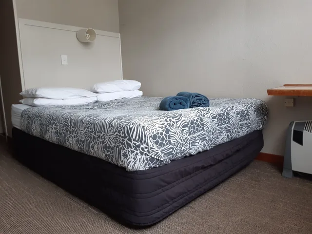 غرفة بسرير مزدوج بحمام مشترك، Ariki Backpackers 4/6