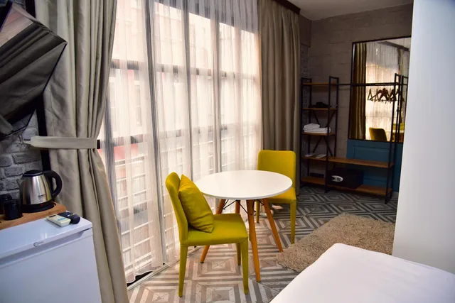 غرفة ديلوكس بسريرين مزدوجين، Mates Port Hotel 2/2