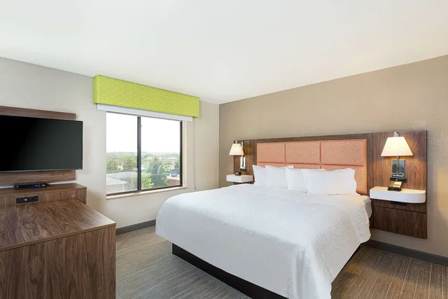 استوديو بسرير كينج لذوي الإعاقة، Hampton Inn Omaha Westlakeside 1/5