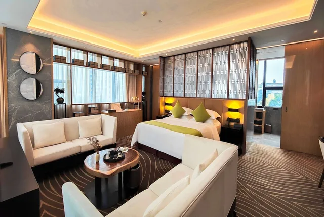 جناح ديلوكس بسرير كينج للمدخنين، Ramada by Wyndham Leshan 4/10