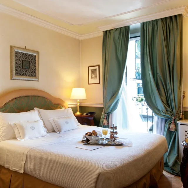 جناح جونيور، Petit Palais Hotel de Charme 1/3
