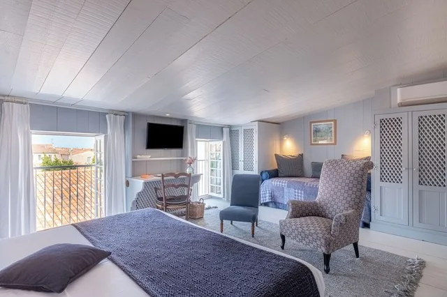 غرفة سوبيريور بسرير كوين، La Baronnie Hotel & Spa 8/10