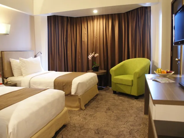 غرفة تنفيذية بسرير مزدوج، Swiss Belhotel Borneo Samarinda 3/4