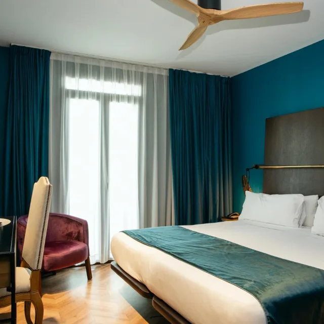 Cool, Comfort, Twin Beds، Hotel Ramblas Internacional 1/2