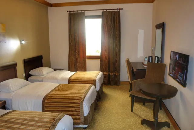 غرفة قياسية ثلاثية بإطلالة على البحر، Hotel Lazlakar 3/9