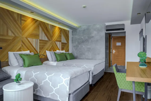 Room, Double or Twin Bed, Sea View, Panorama 2/7