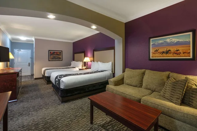 غرفة ديلوكس تنفيذية بسريرين كوين، La Quinta Inn & Suites by Wyndham Loveland 2/9