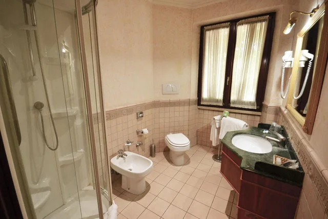 جناح عائلي، Hotel Cilicia 7/8