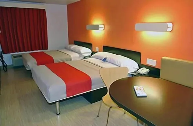 Room, Quadruple, Accessible, Motel6 McKinney, TX - North 3/10
