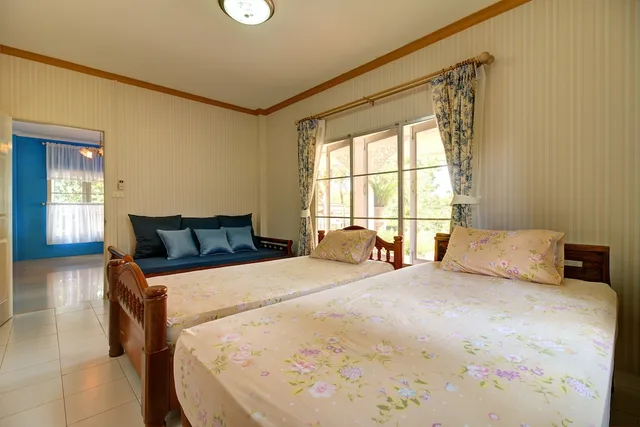 3 Bedrooms, House, 4 Beds, King Bed, Sofa، Rosemary House 2/5