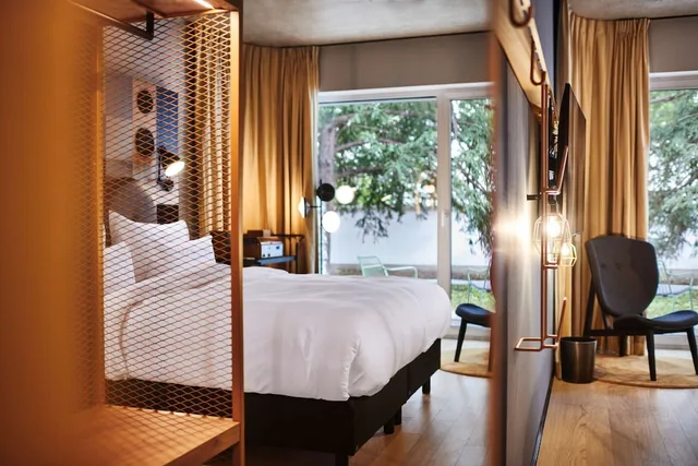 Room, Jaz In The City Vienna 4/9