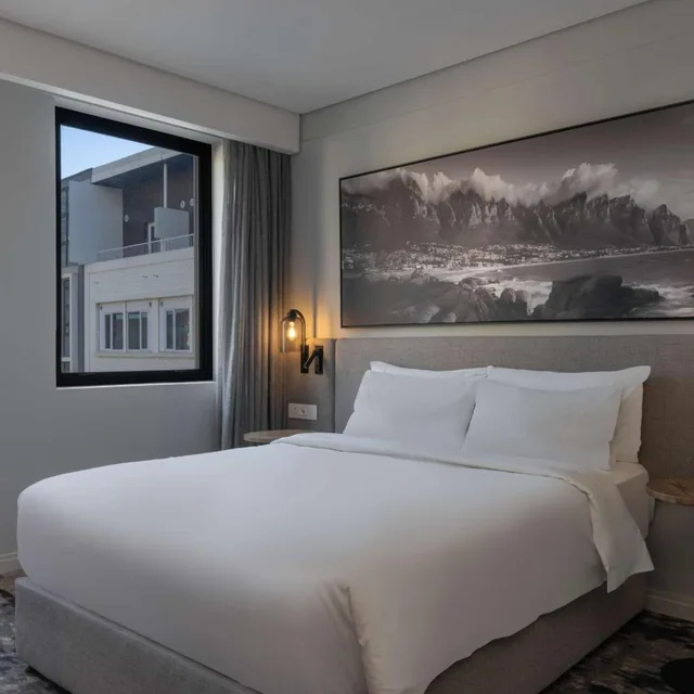غرفة قياسية بسرير كينج، Radisson Hotel Cape Town Foreshore 1/8