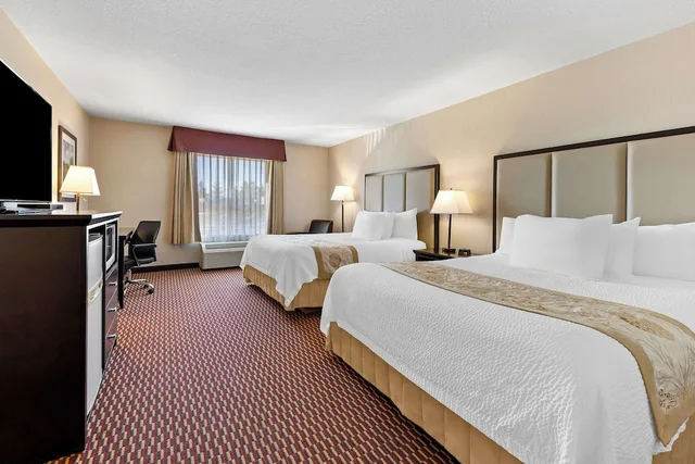 غرفة قياسية بسريرين كوين، Best Western Of Olds 2/6
