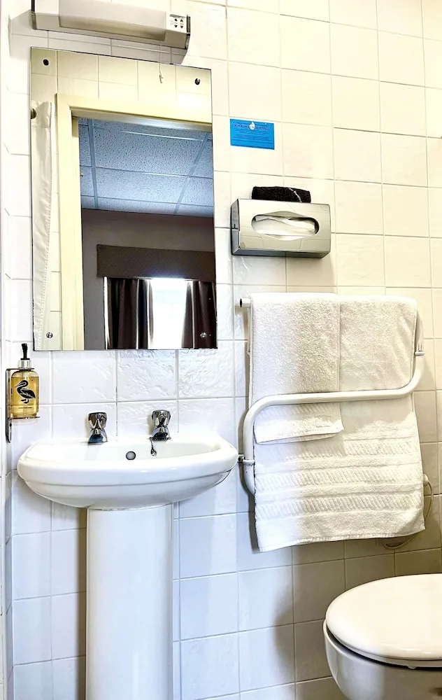 غرفة بسرير مزدوج، Clifton Court Metro Hotel 6/6