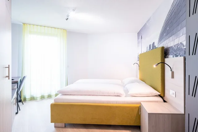 Design, Penthouse, Twin Beds, 1 Queen and 1 Double Bed, City View, Sofa، Hotel Am Spichernplatz 3/4