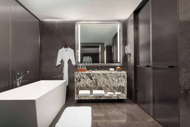 غرفة غراند بسرير كينج بإطلالة على المدينة، Wyndham Grand Chengdu East 6/6