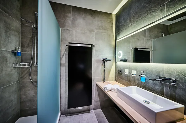 جناح جونيور بسرير مزدوج مع أريكة، Posthotel Walhalla Regensburg Ost 2/2