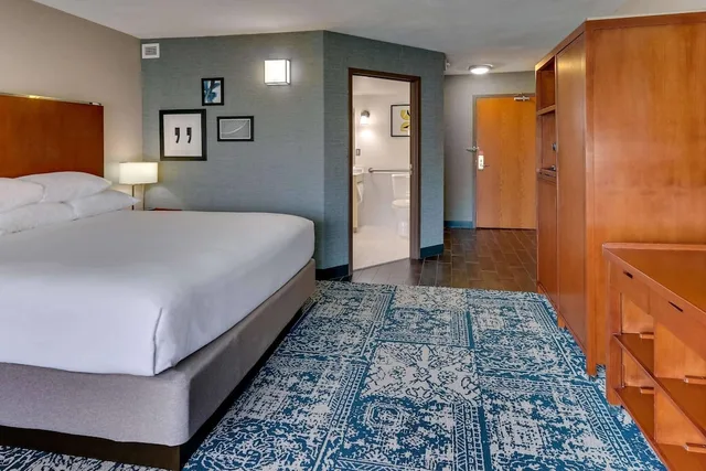 غرفة ديلوكس بسرير كينج لذوي الإعاقة، Wyndham Garden San Antonio Airport Northeast 8/10