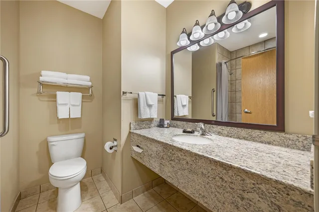غرفة بسريرين كوين لذوي الإعاقة، Best Western Plus Vintage Valley Inn 7/9