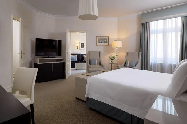 1 Bedroom, Junior Suite, Courtyard View, Hotel Bristol A Luxury Collection Hotel Warsaw 1/3