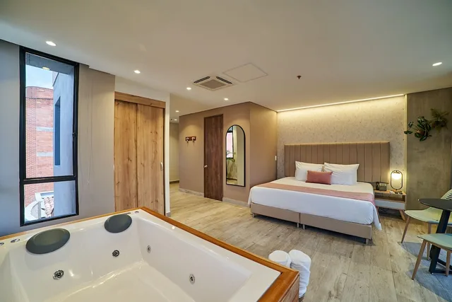 Tower, Superior, Studio, Suite, Hot Tub, Eutopiq Hotel 4/8
