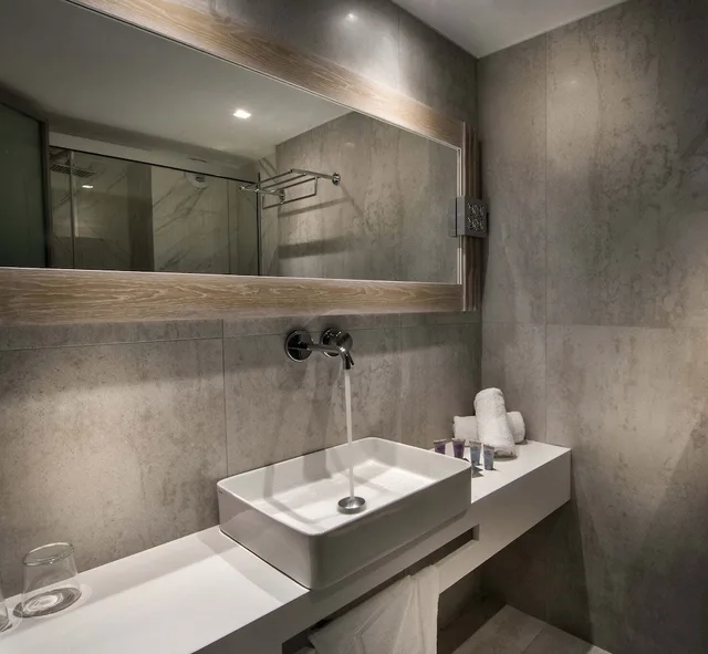 غرفة سوبيريور بسريرين منفصلين مع أريكة، Cretan Blue Beach Hotel 6/6