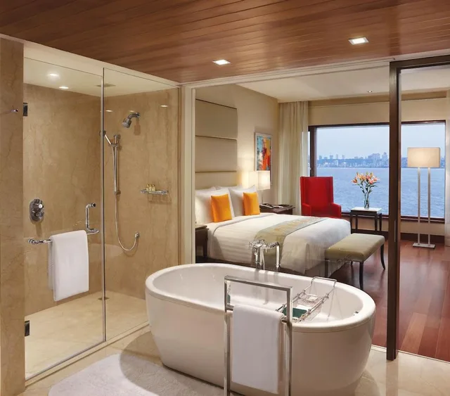 Deluxe, Suite, Ocean View, The Oberoi Mumbai 2/2