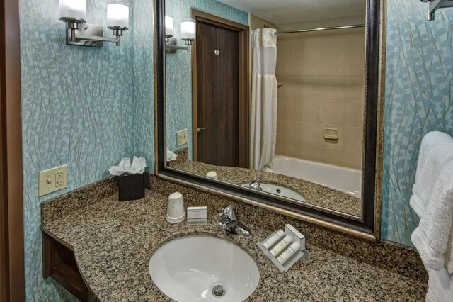 جناح بغرفة نوم واحدة، Hilton Garden Inn Tulsa Midtown 2/3
