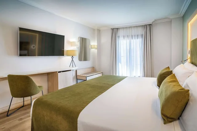 Deluxe, King Bed, Balcony, Barcelo Isla Canela 7/10