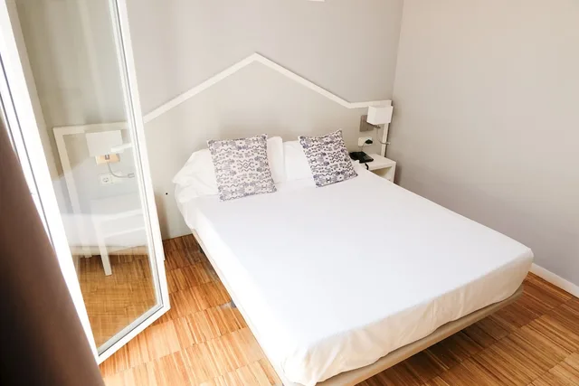 غرفة قياسية بسريرين منفصلين بشرفة، Subur Hotel Sitges 6/9
