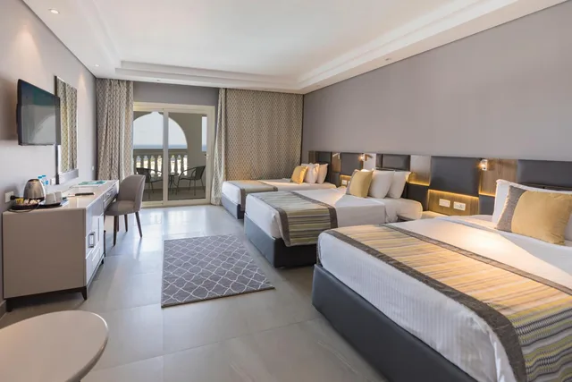 غرفة ديلوكس بسرير كينج بإطلالة على البحر، SUNRISE Diamond Beach Resort - Grand Select 6/10