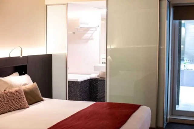شقة ديلوكس بأربعة أسرّة بإطلالة على البحر بغرفتي نوم، Seahaven Resort 1/4
