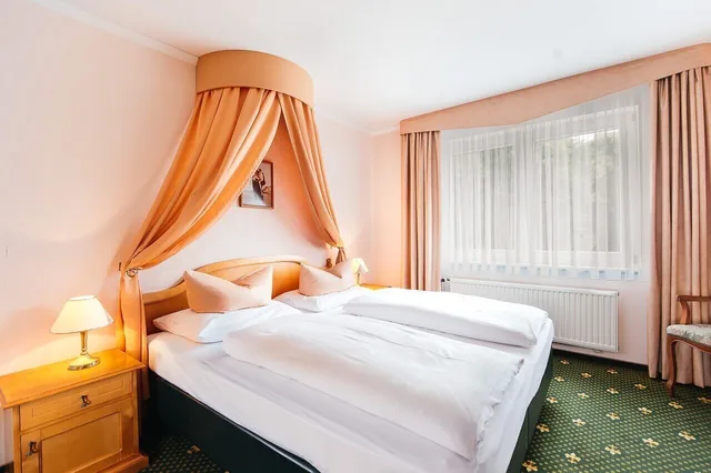 Classic, Comfort, King Bed, Xl، TRIHOTEL Rostock – Wellnesshotel Adults Only 1/6