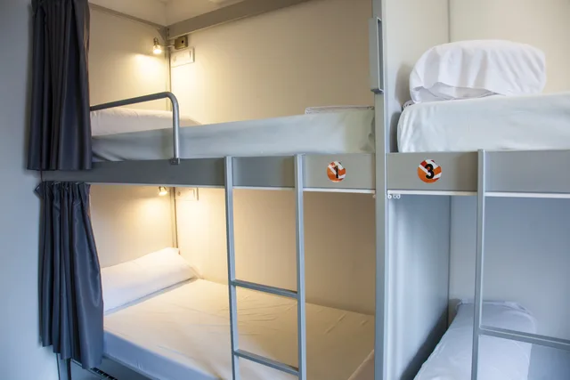 سكن مشترك مختلط بأربعة أسرّة بحمام مشترك، Hostel St Christophers Inn Barcelona 1/1