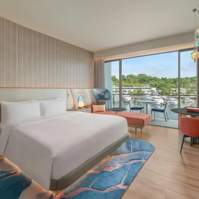 Premier, King Bed, Marina View, Balcony, W Singapore Sentosa Cove 3/7