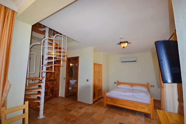 دوبلكس بسرير مزدوج وسريرين منفصلين، Doada Hotel 2/3