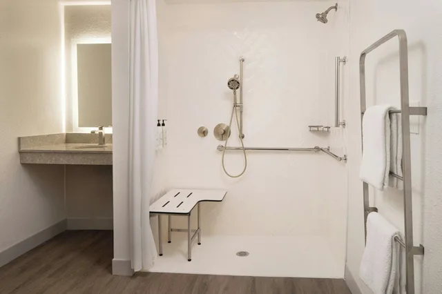 جناح بغرفتي نوم لذوي الإعاقة، TownePlace Suites Milpitas Silicon Valley 6/6